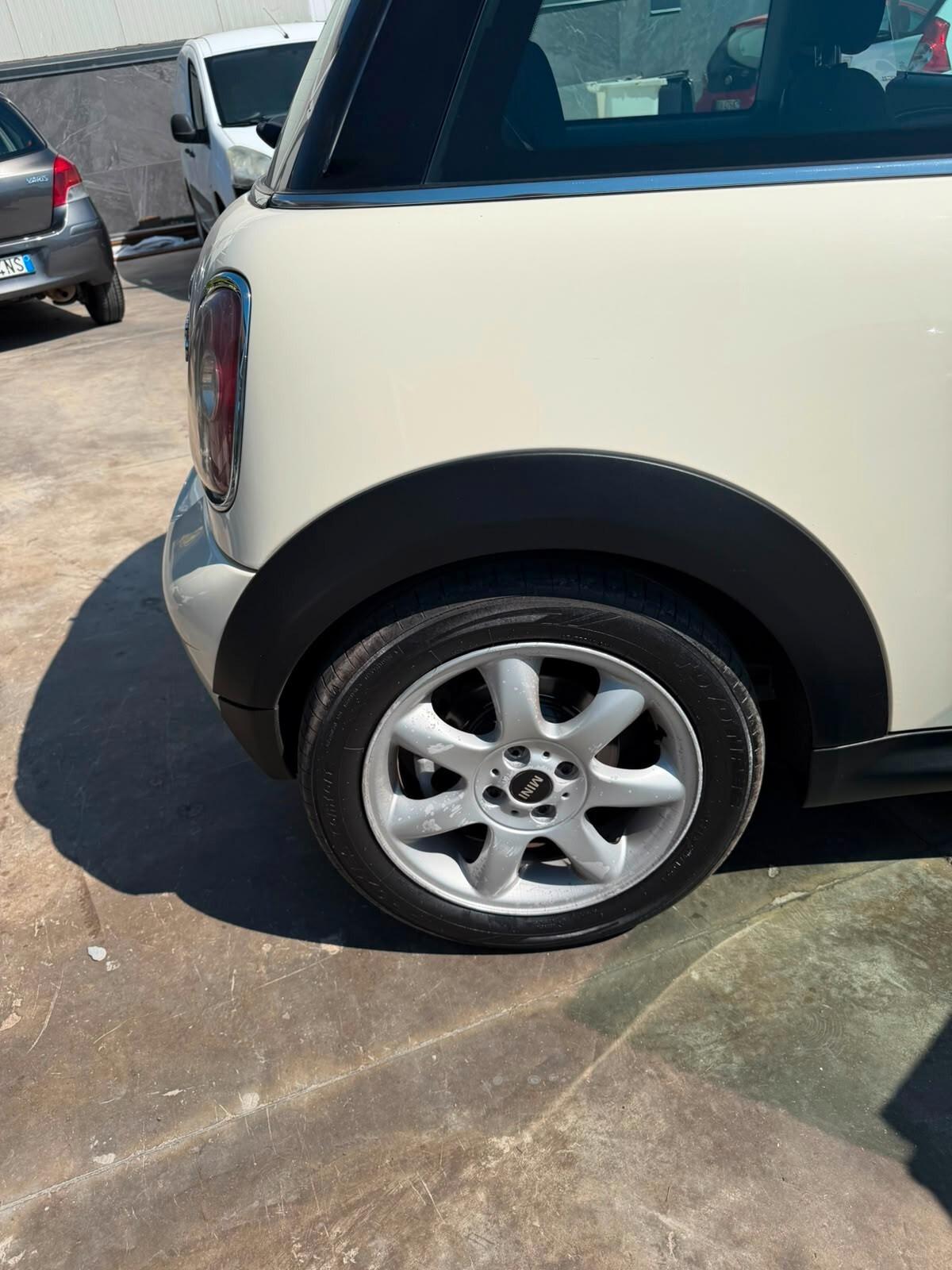 Mini 1.6 16V Cooper D