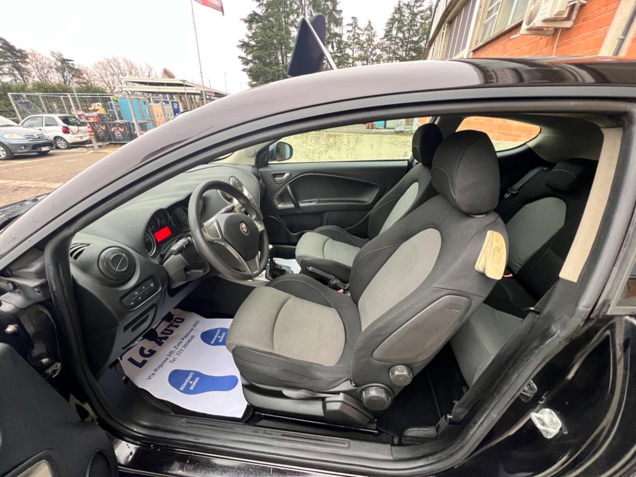 Alfa Romeo MiTo 1.4 78 CV Distinctive Sport Pack