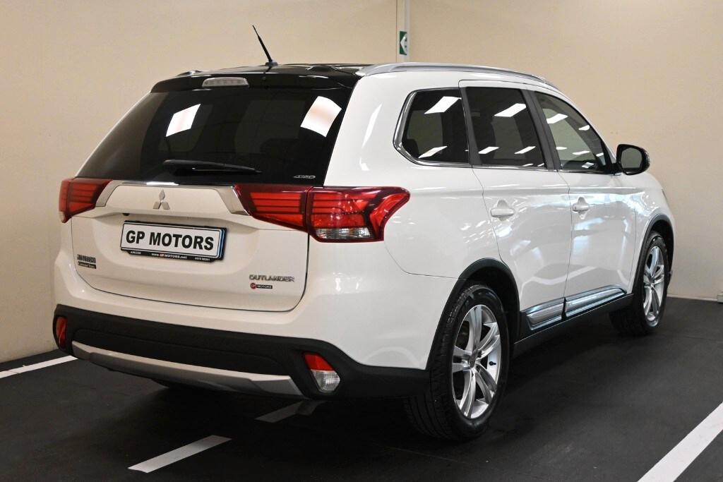 MITSUBISHI Outlander 3ª serie Outlander 2.2 DI...