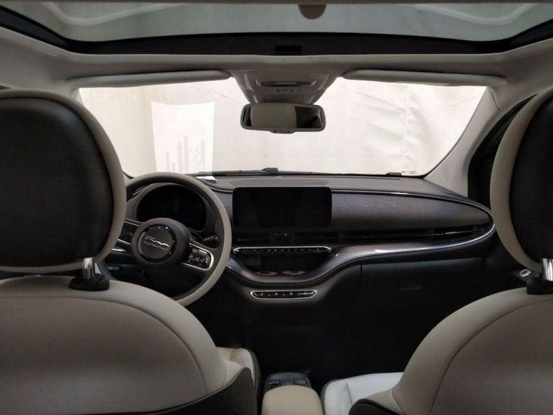 FIAT 500 500e 42 kWh La Prima