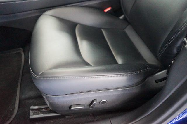 TESLA Model 3 Long Range Dual Motor AWD Guida Massimo Potenziale