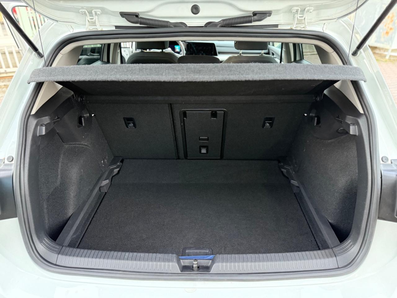 Volkswagen Golf 1.0 TSI EVO Life