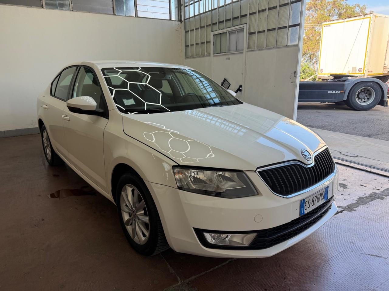 Skoda Octavia 1.6 TDI CR 105 CV DSG Ambition