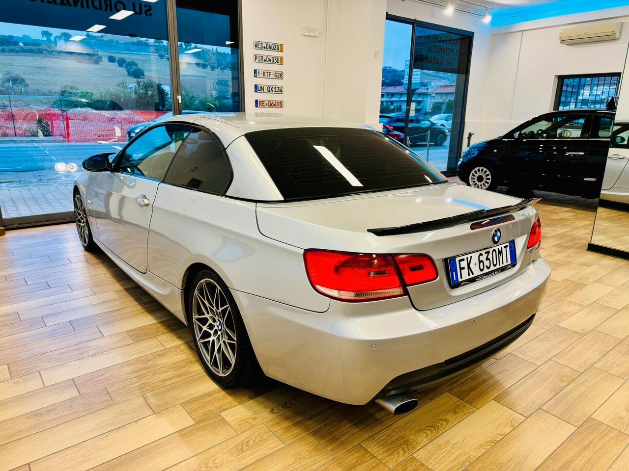 BMW 320d Cabrio M-Sport PERFORMANCE / Navi PRO / Xenon