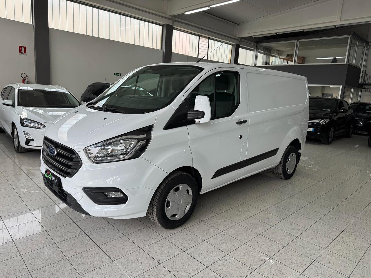 Custom 2.0td 130cv GOMMATO TAGLIANDATO CERTIFICATO