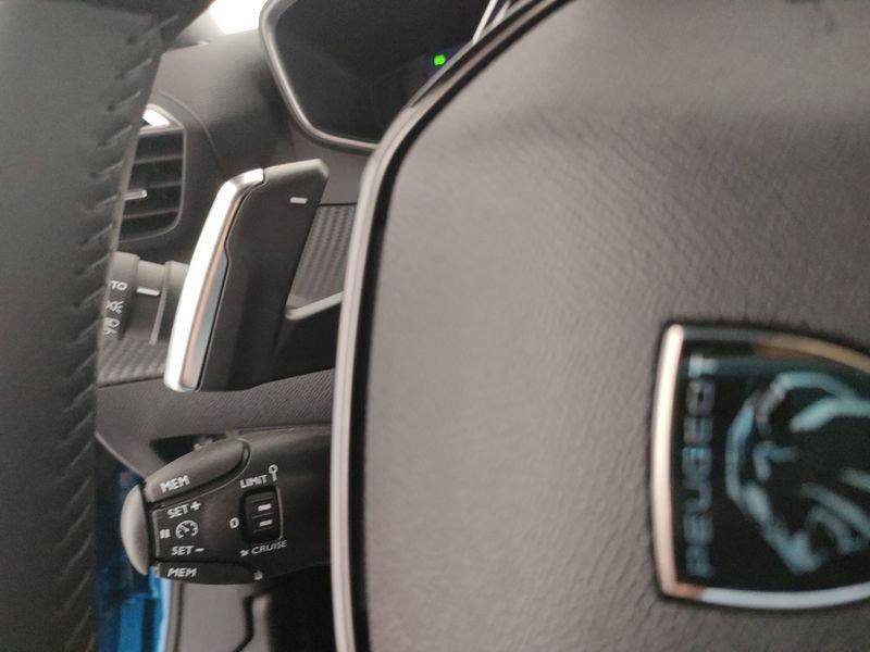 Peugeot 2008 2008 Hybrid 145 e-DCS6 Allure