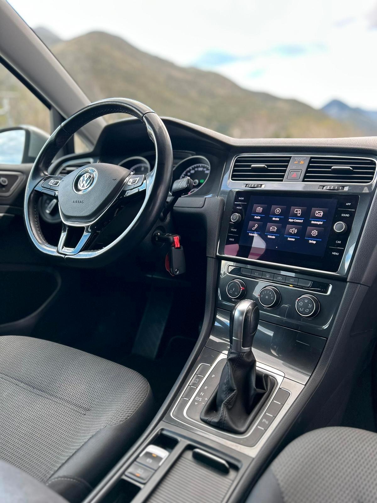 Volkswagen Golf 1.6 TDI 115CV DSG 5p. Business BlueMotion Technology