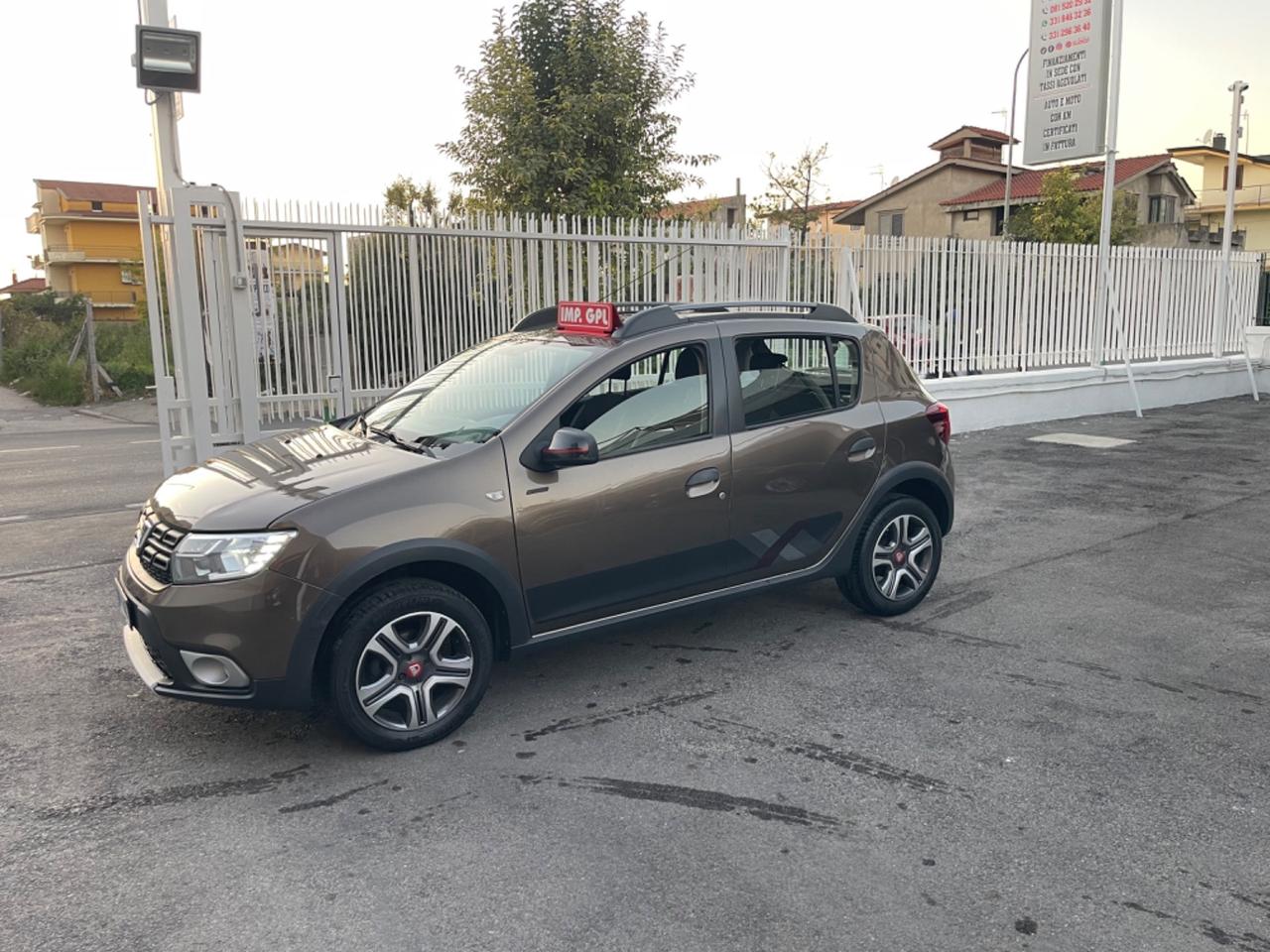 Dacia Sandero Stepway 0.9 TCe Turbo GPL 90 CV S&S Techroad