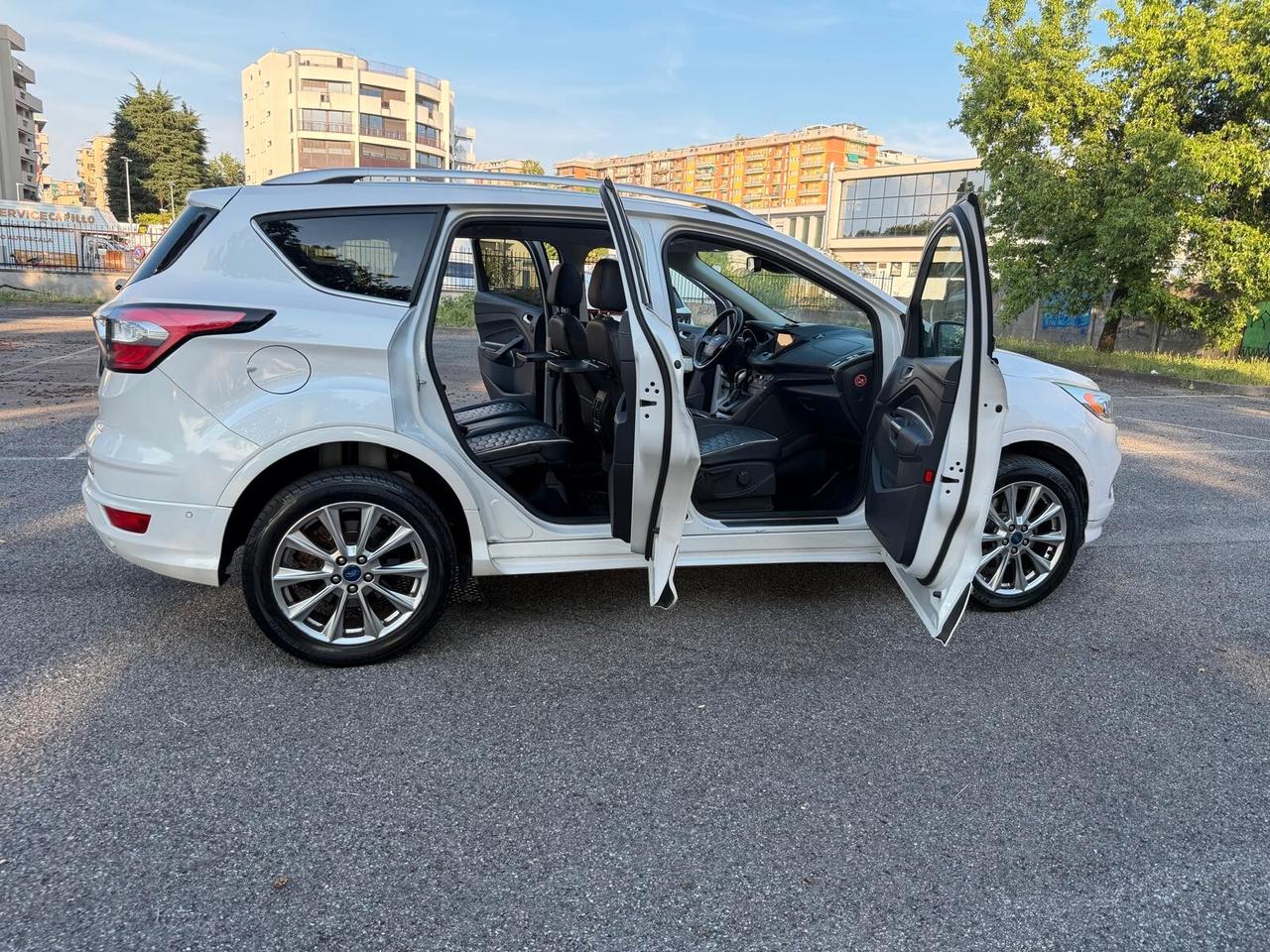 Ford Kuga 2.0 TDCI 180 CV S&S 4WD Powershift Vignale