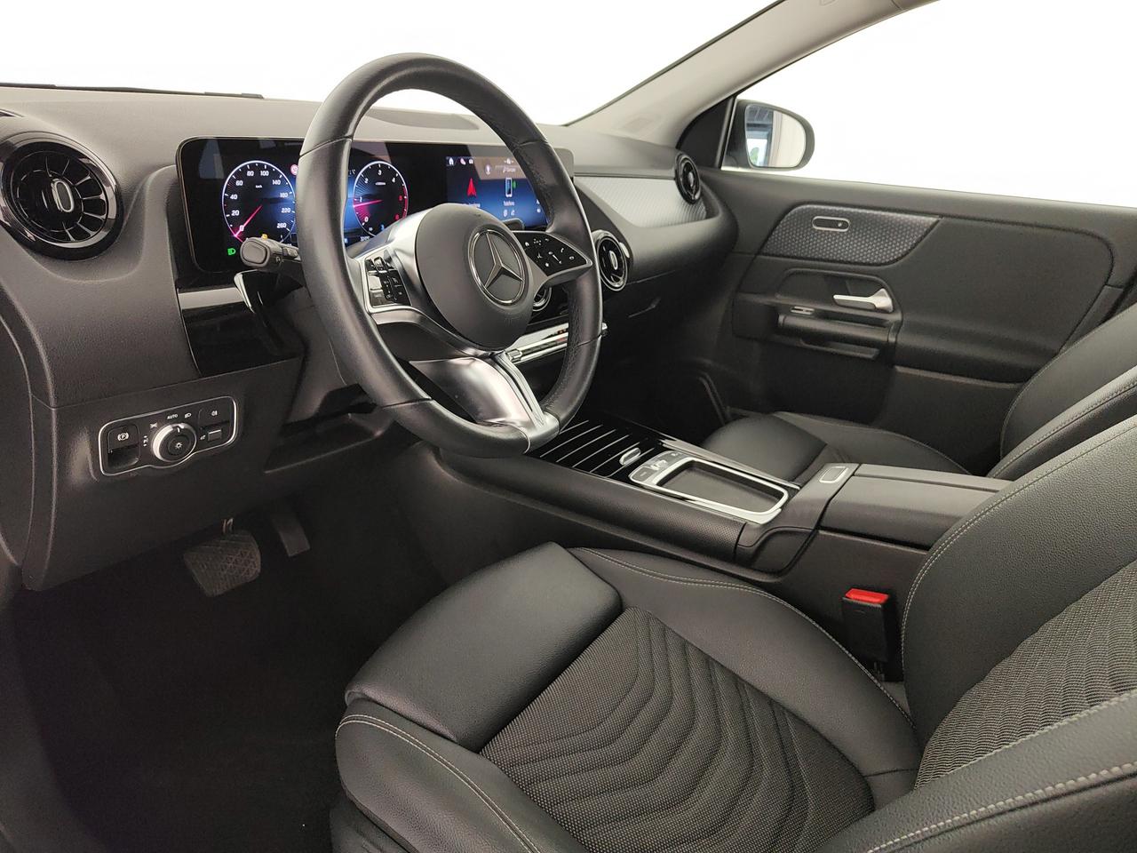 Mercedes-Benz GLA 180 d Advanced auto