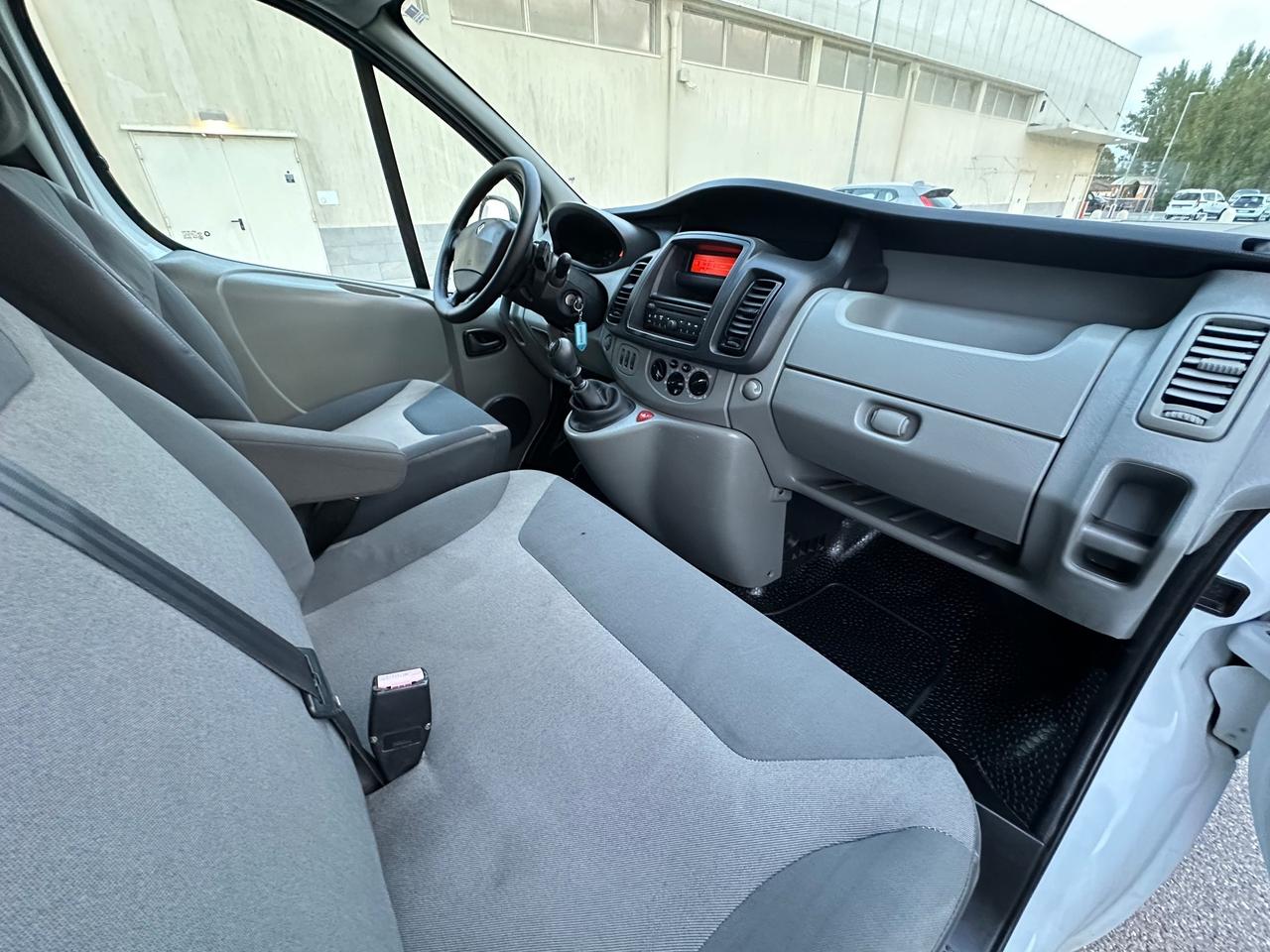 Renault Trafic 2.0 Turbo Diesel