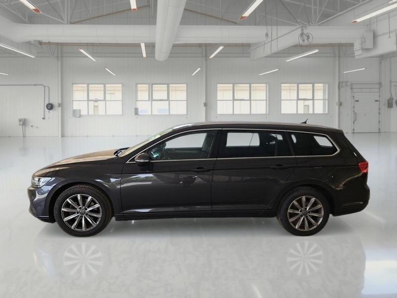 VOLKSWAGEN PASSAT VARIANT 2.0 TDI SCR EVO 110 KW BUSINESS DSG STATION WAGON