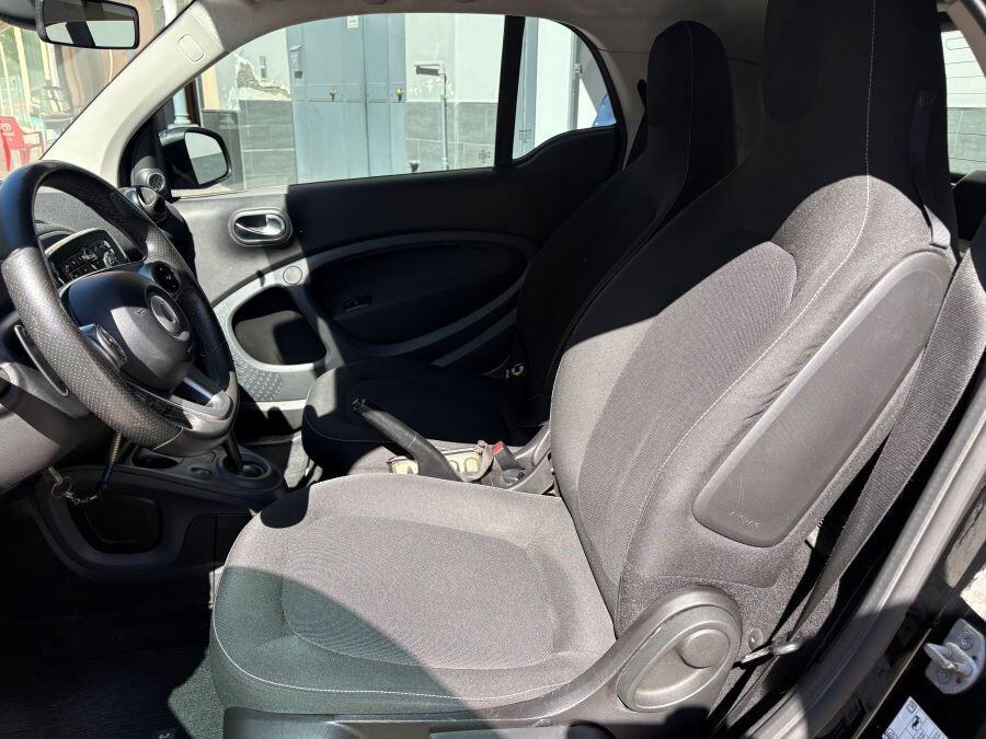 SMART FORTWO 900 90 PASSION AUTOM CERTIFICATA NUOV