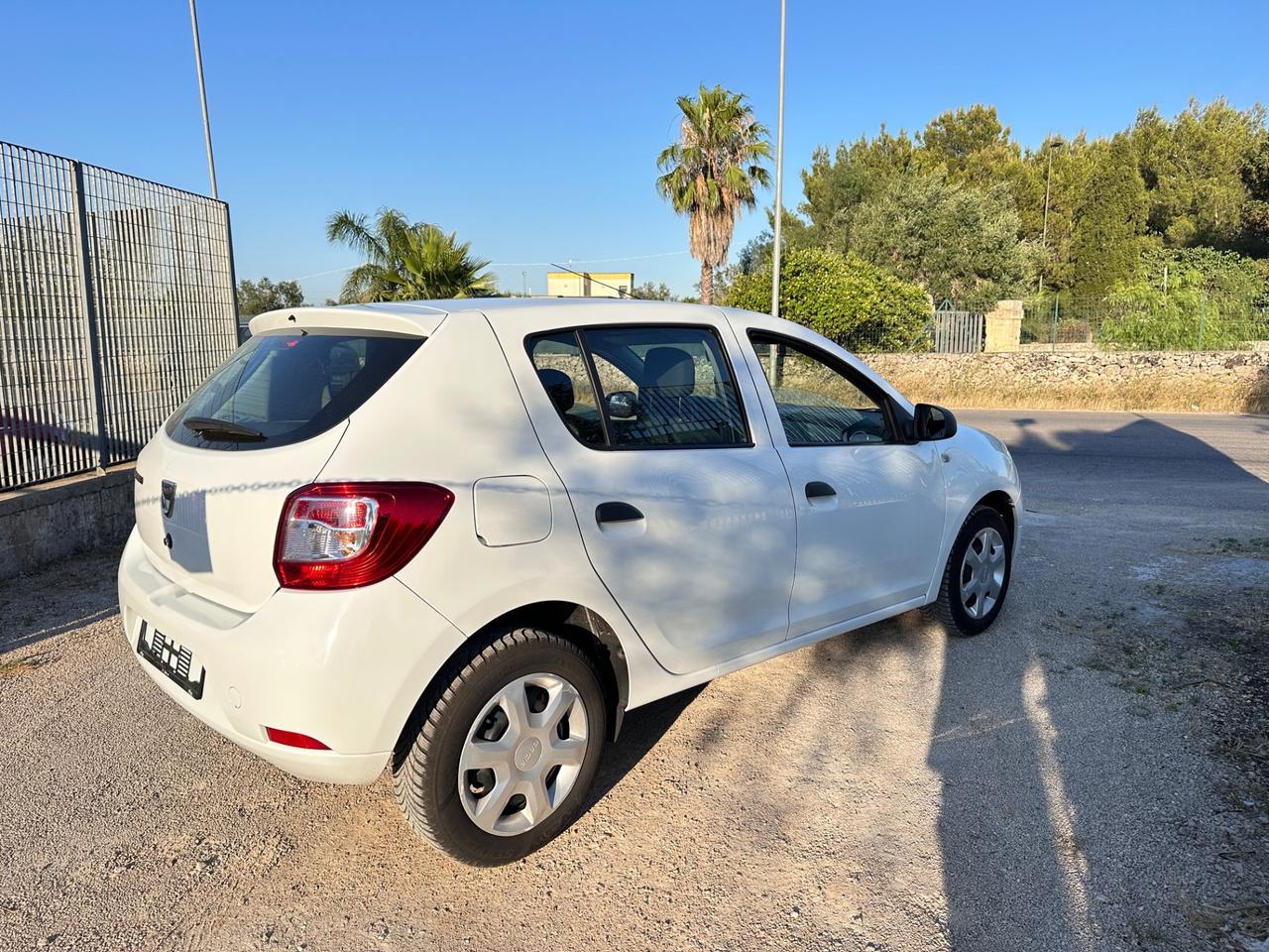 Dacia Sandero 1.2 GPL 75CV Ambiance-2013