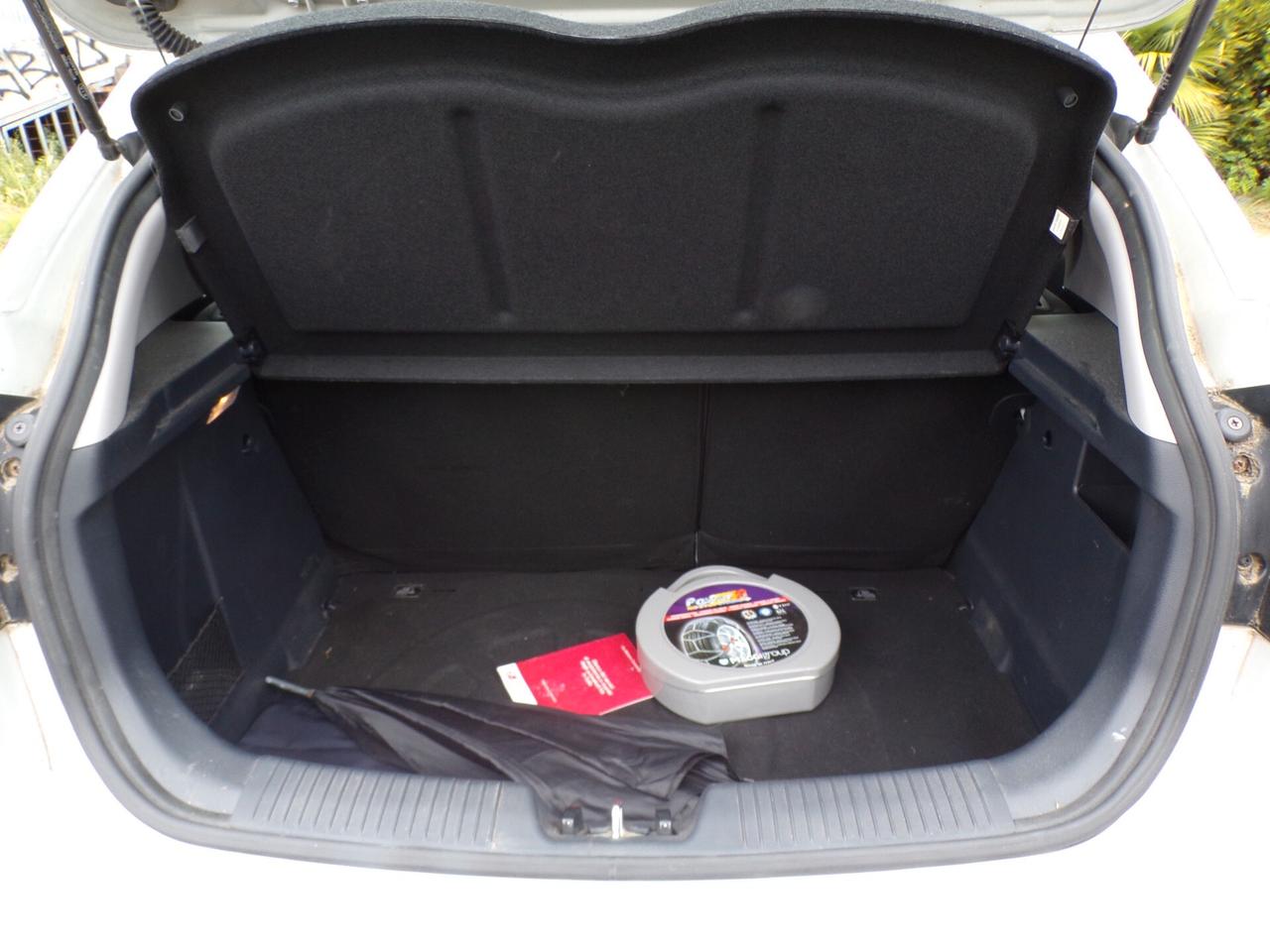 Kia Rio 1.2 CVVT 5p. Cool