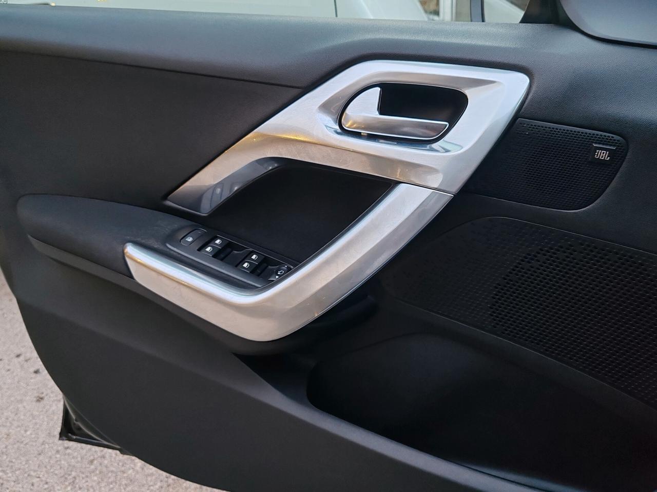 Peugeot 2008 1.6 HDI 120 CV