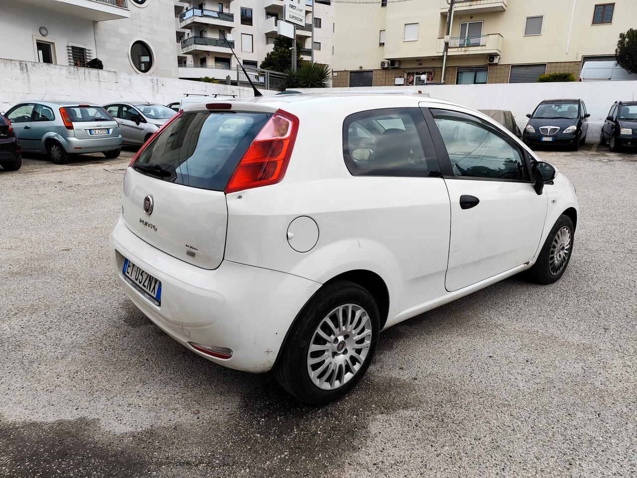 Fiat Punto 1.3 MJT II S&S 85 CV 3 porte ECO Young