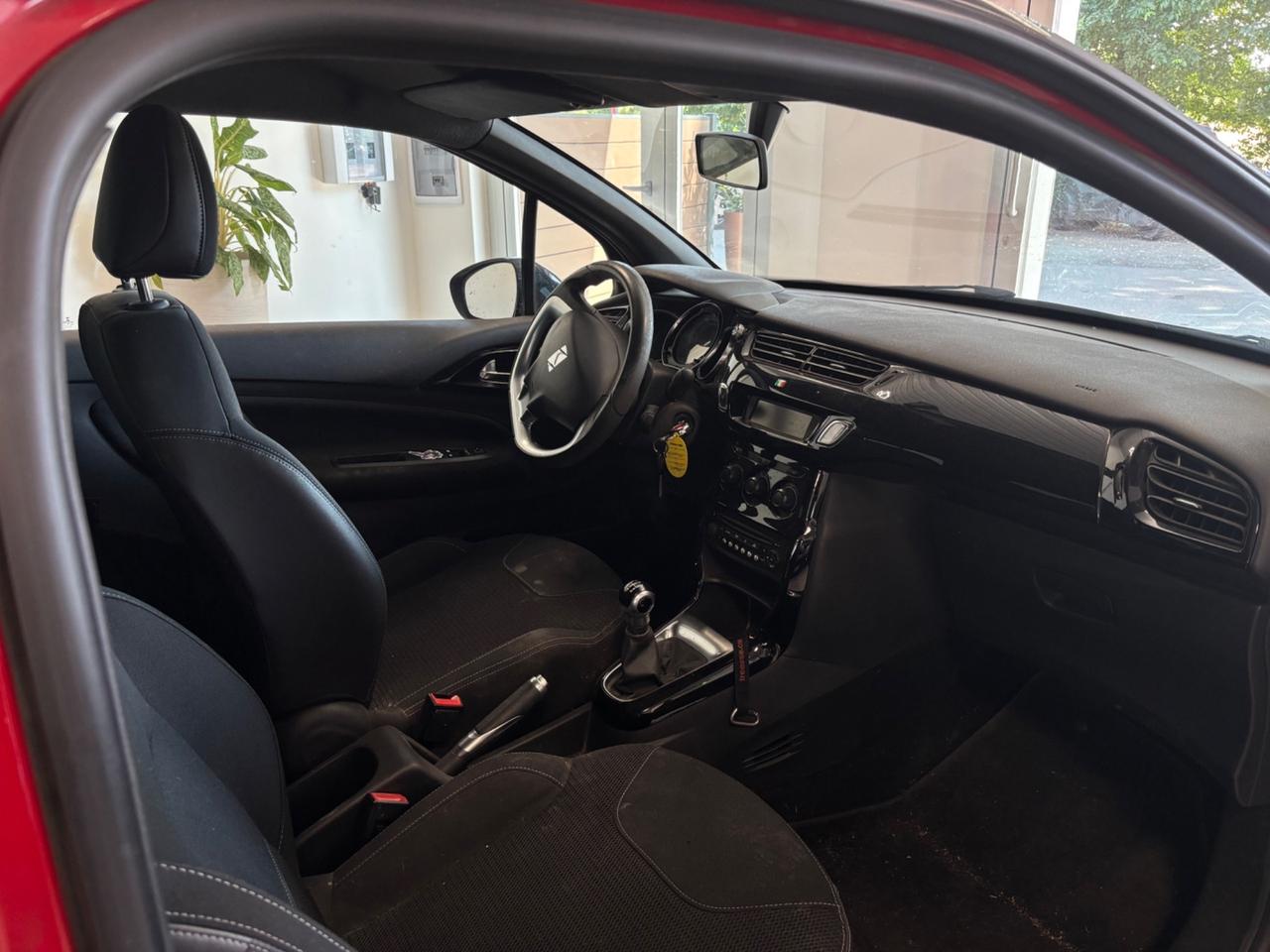 Ds DS3 3 1.2 VTi 82 So Chic