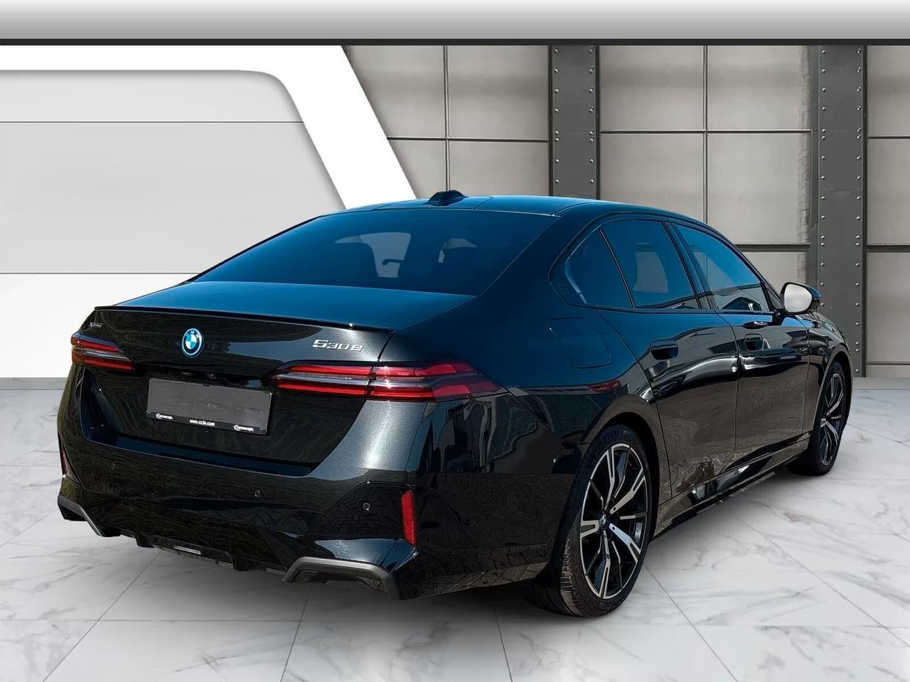 Bmw 530 530E XDRIVE M-SPORT PRO/ 360°/ HARMAN & KARDON/ TETTO/ PELLE/