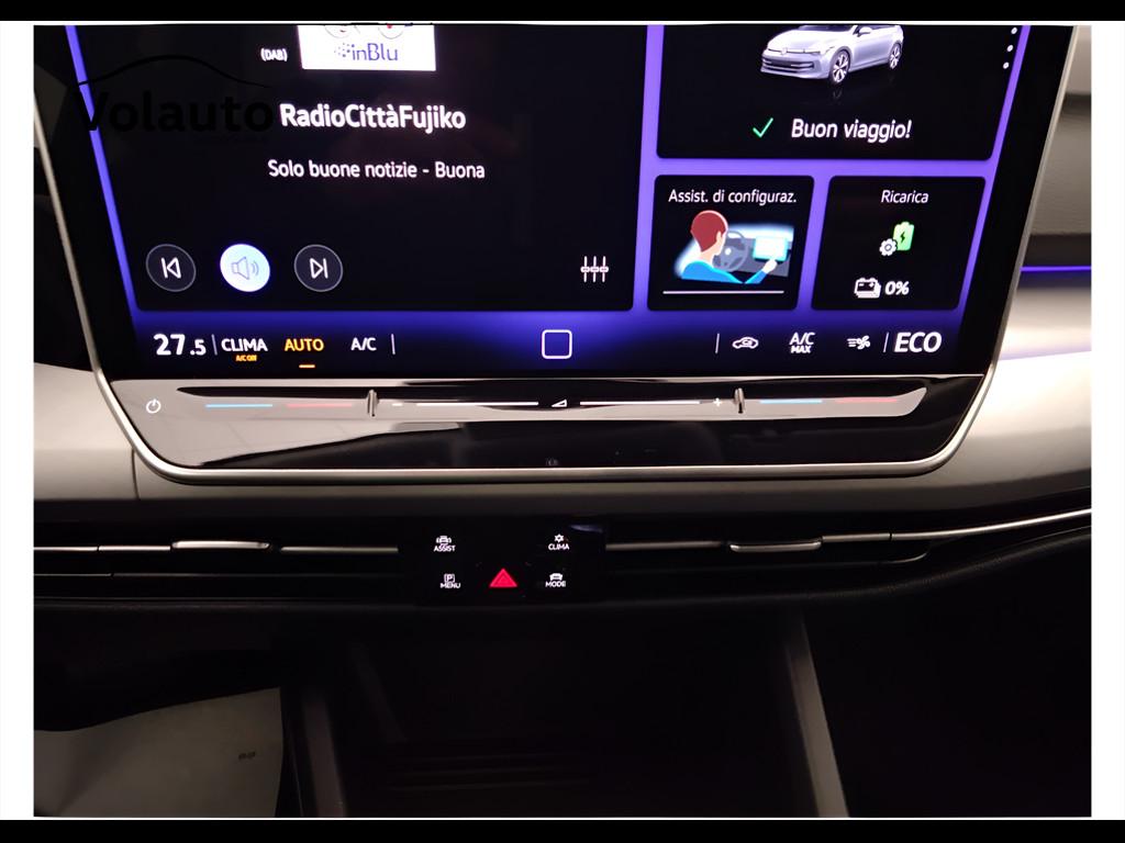 VOLKSWAGEN Golf VIII 2024 - Golf 1.5 tsi ehybrid Life 204cv dsg