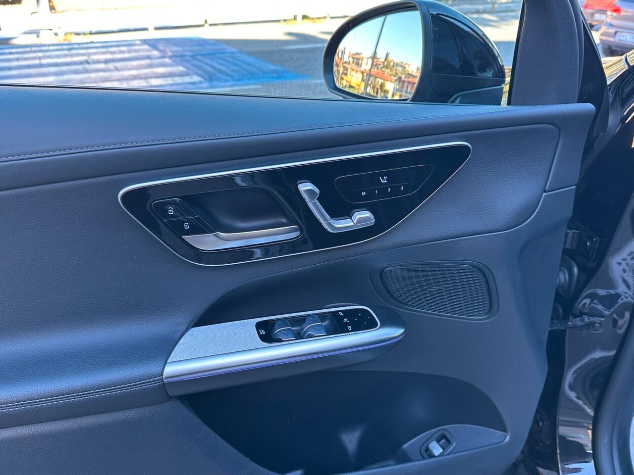 Mercedes-benz GLC 220 d 4M. AMG Premium_PANORAMA_FARI DIGITAL LED_ CAMERA 360_HEAD-UP_BLACK