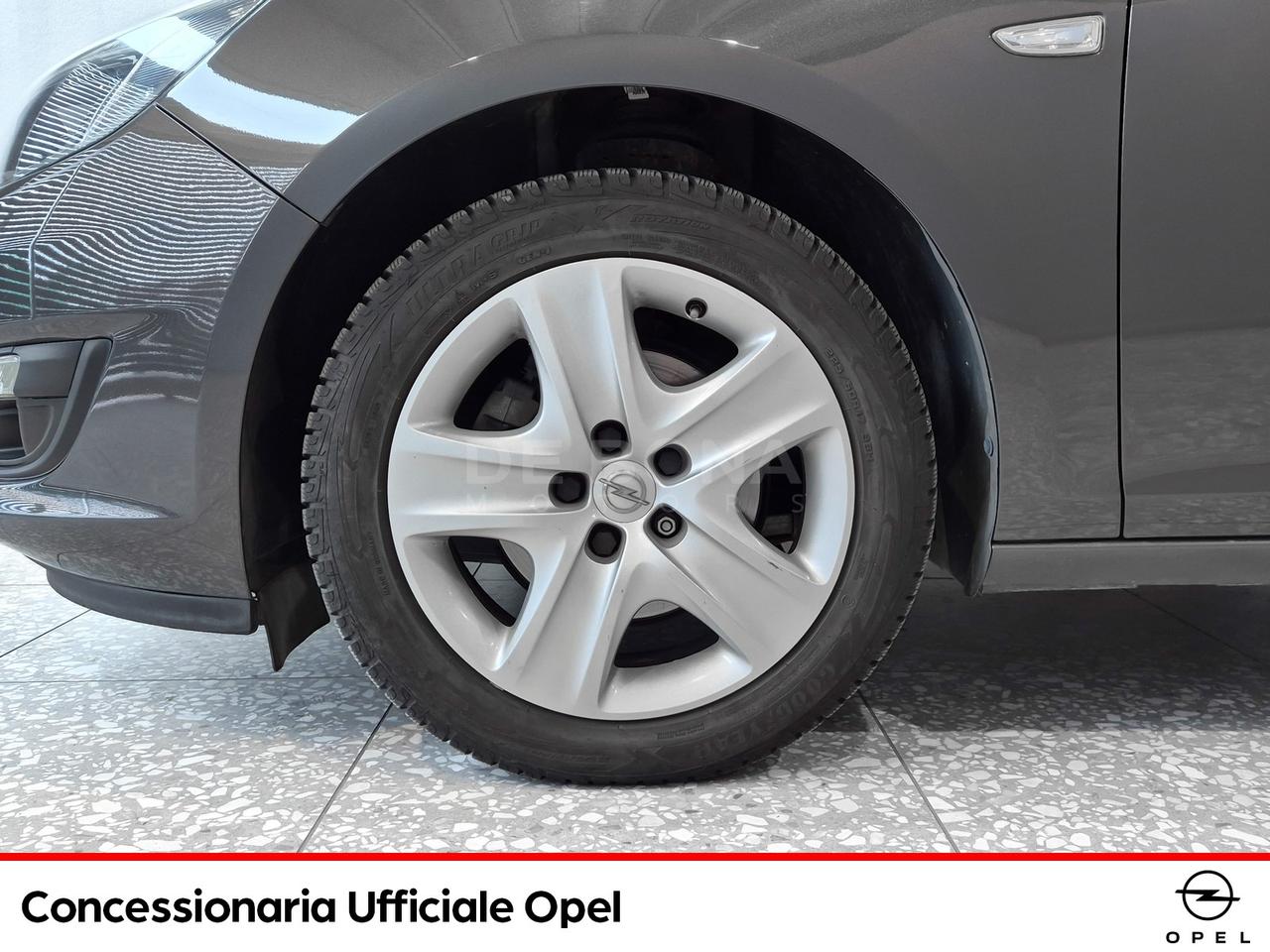 Opel Astra sports tourer 1.6 cdti elective s&s 110cv