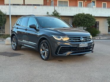 Volkswagen Tiguan 2.0 TDI 200 cv SCR DSG 4MOTION R-Line