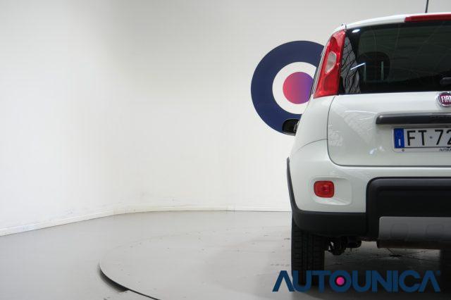 FIAT Panda 0.9 TWINAIR TURBO S&S 4x4 NEOPATENTATI