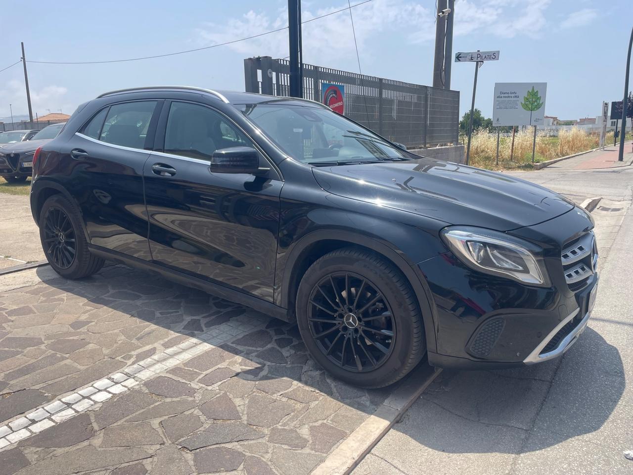 Mercedes-benz A 180 A 180 d Sport