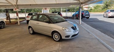 Lancia Ypsilon 1.3 Mjt 75cv BiColore