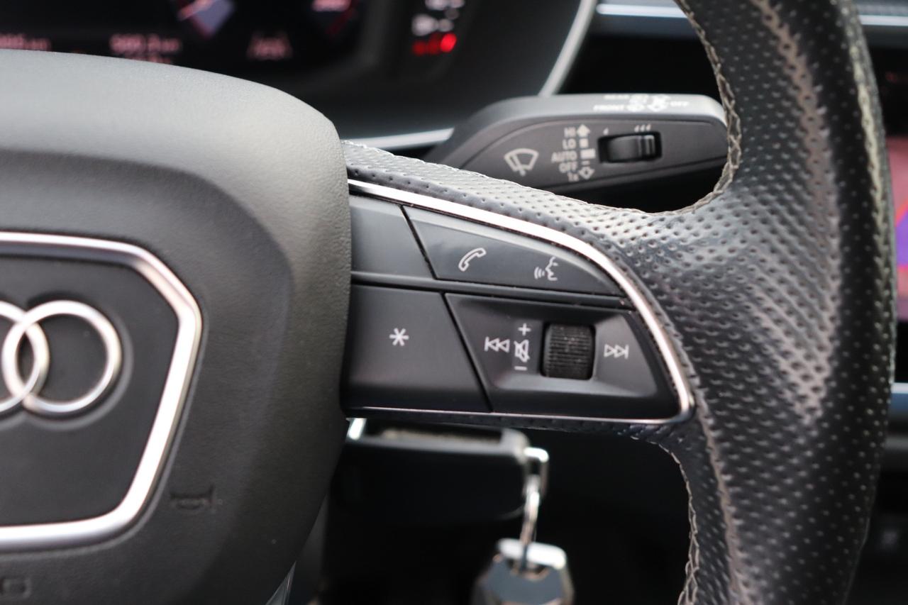 Audi Q3 35 TDI quattro S tronic line edition