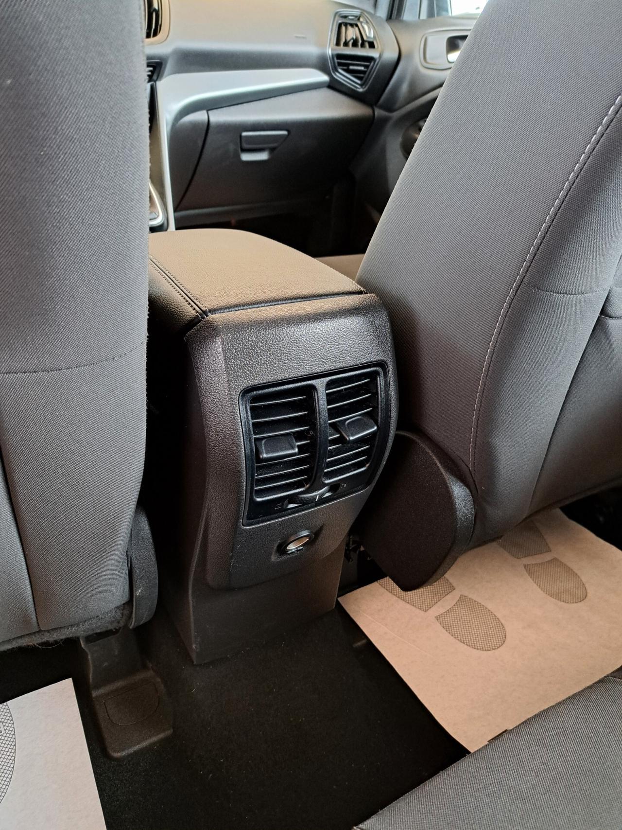 Ford Kuga 1.5 TDCI 120 CV S&S 2WD Business