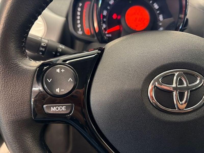 Toyota Aygo 1.0 VVT-i x-play