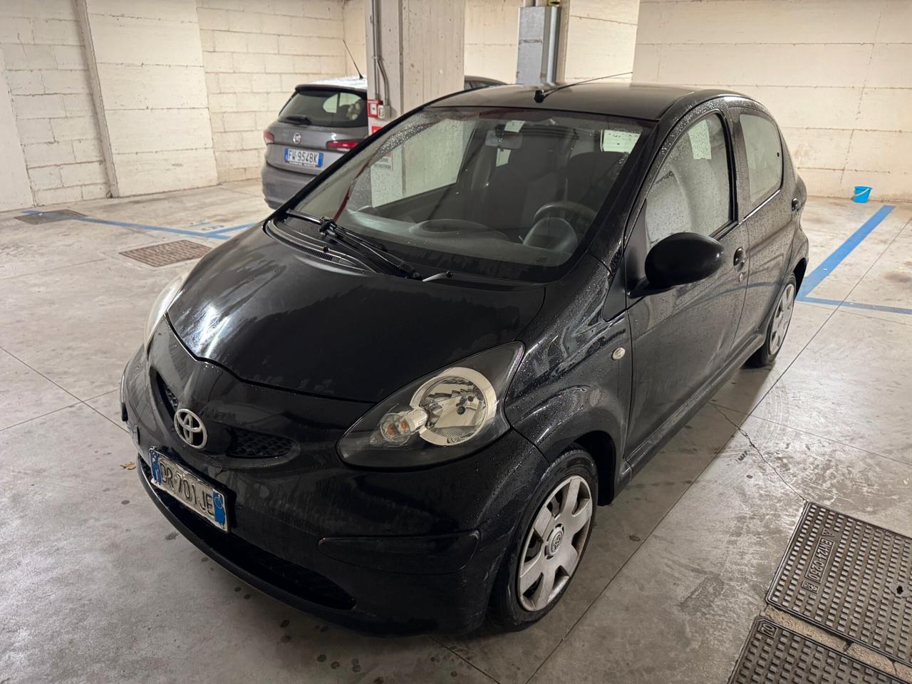 Toyota Aygo 1.0 12V VVT-i 5 porte Sol