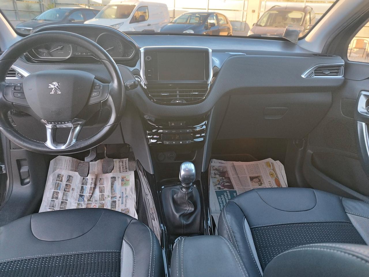 Peugeot 2008 BlueHDi 120 S&S Allure
