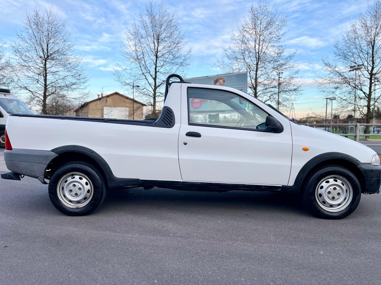 Fiat Strada 1.9 diesel Pick-up