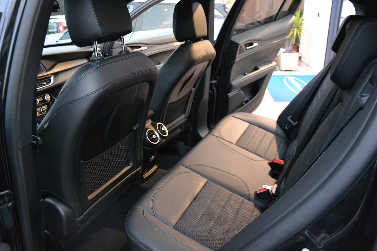 Alfa Romeo Stelvio 2.2 160CV AT8 SPRINT **FULL LED+NAVI+RCAM+PRIVACY*