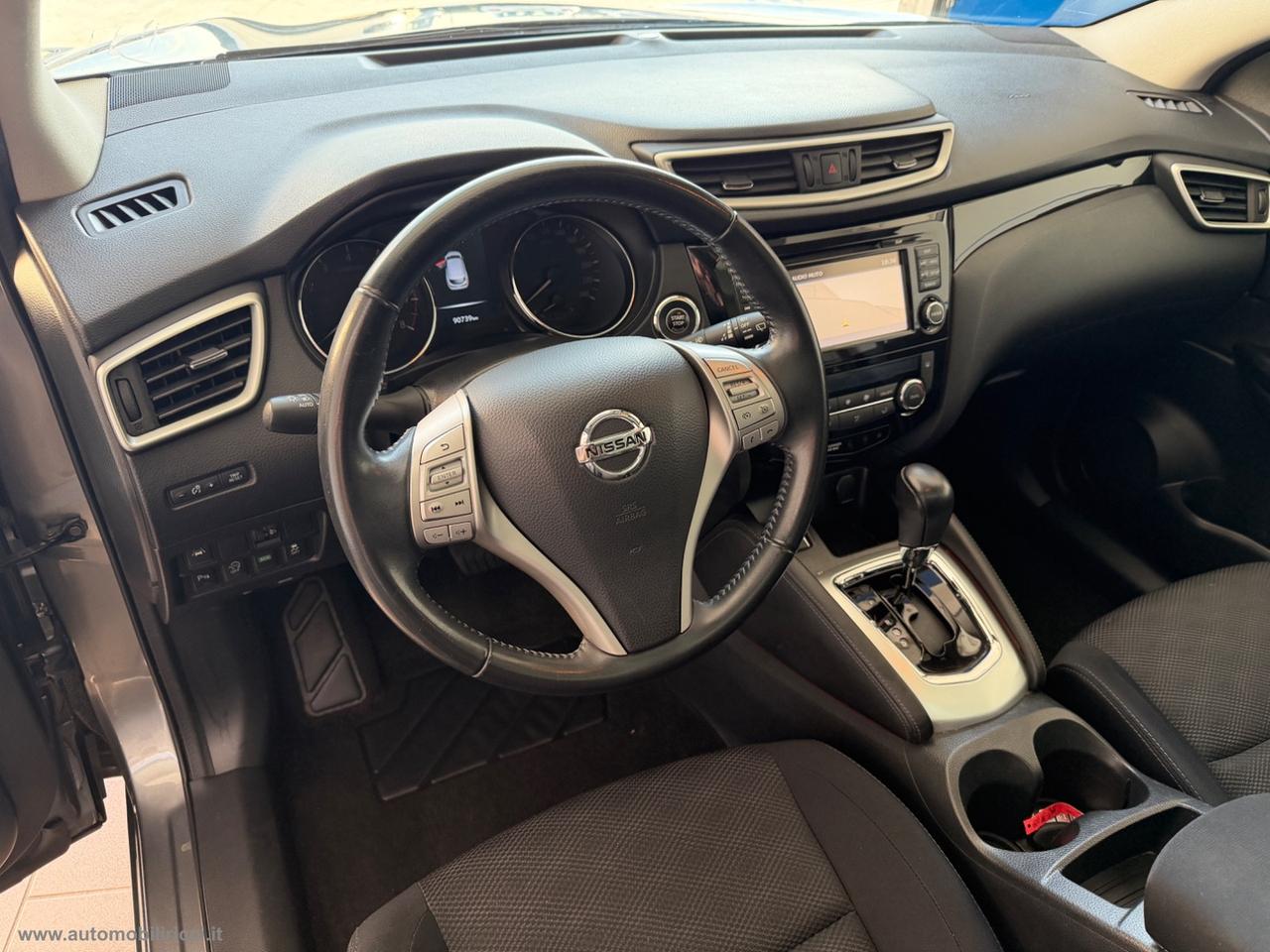 NISSAN Qashqai 1.2 DIG-T
