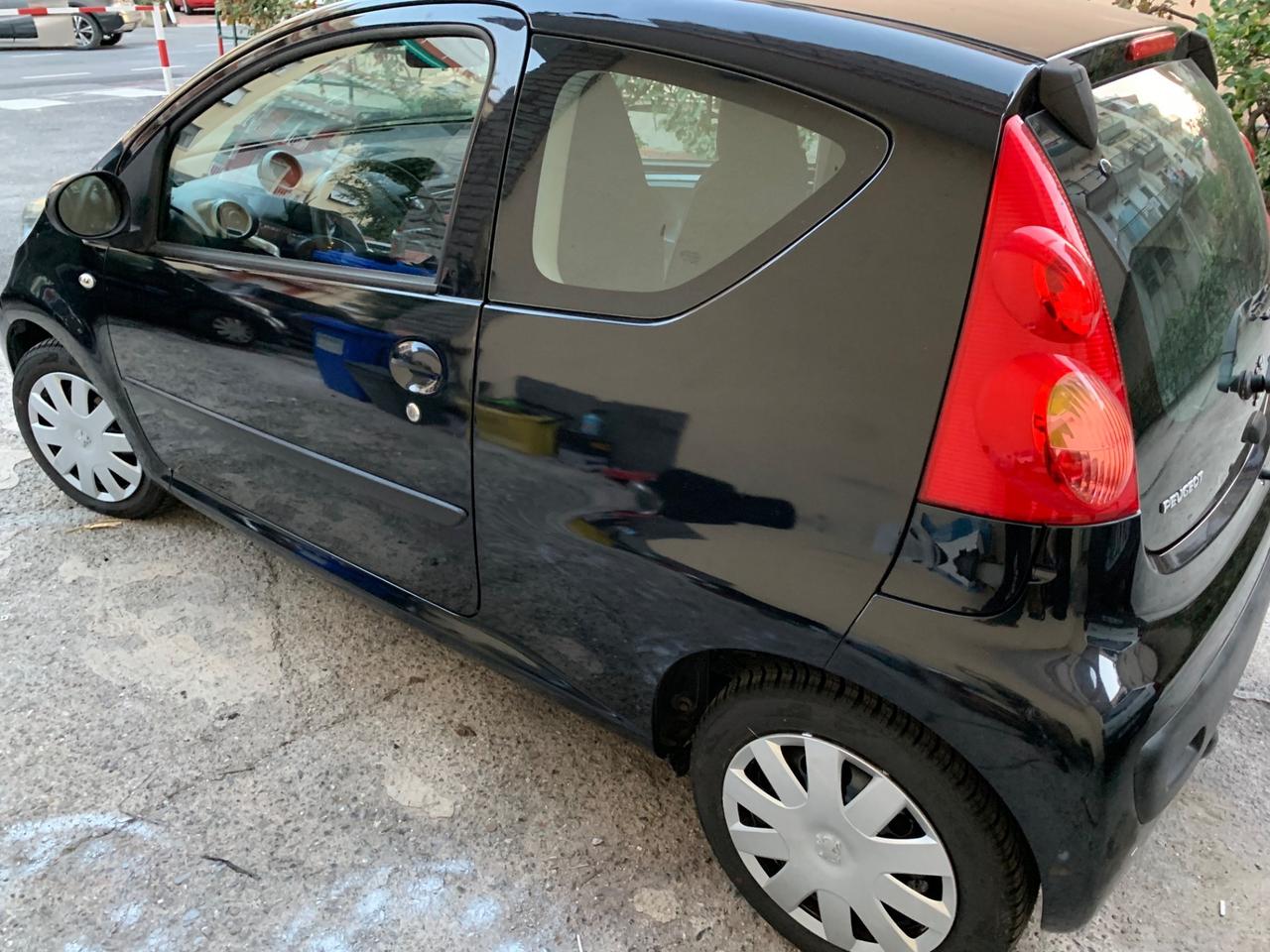 Peugeot 107 1.0 68CV 3p. Plaisir 07/2010 km 81000