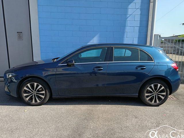 MERCEDES-BENZ A 250 e Automatic EQ-Power Business