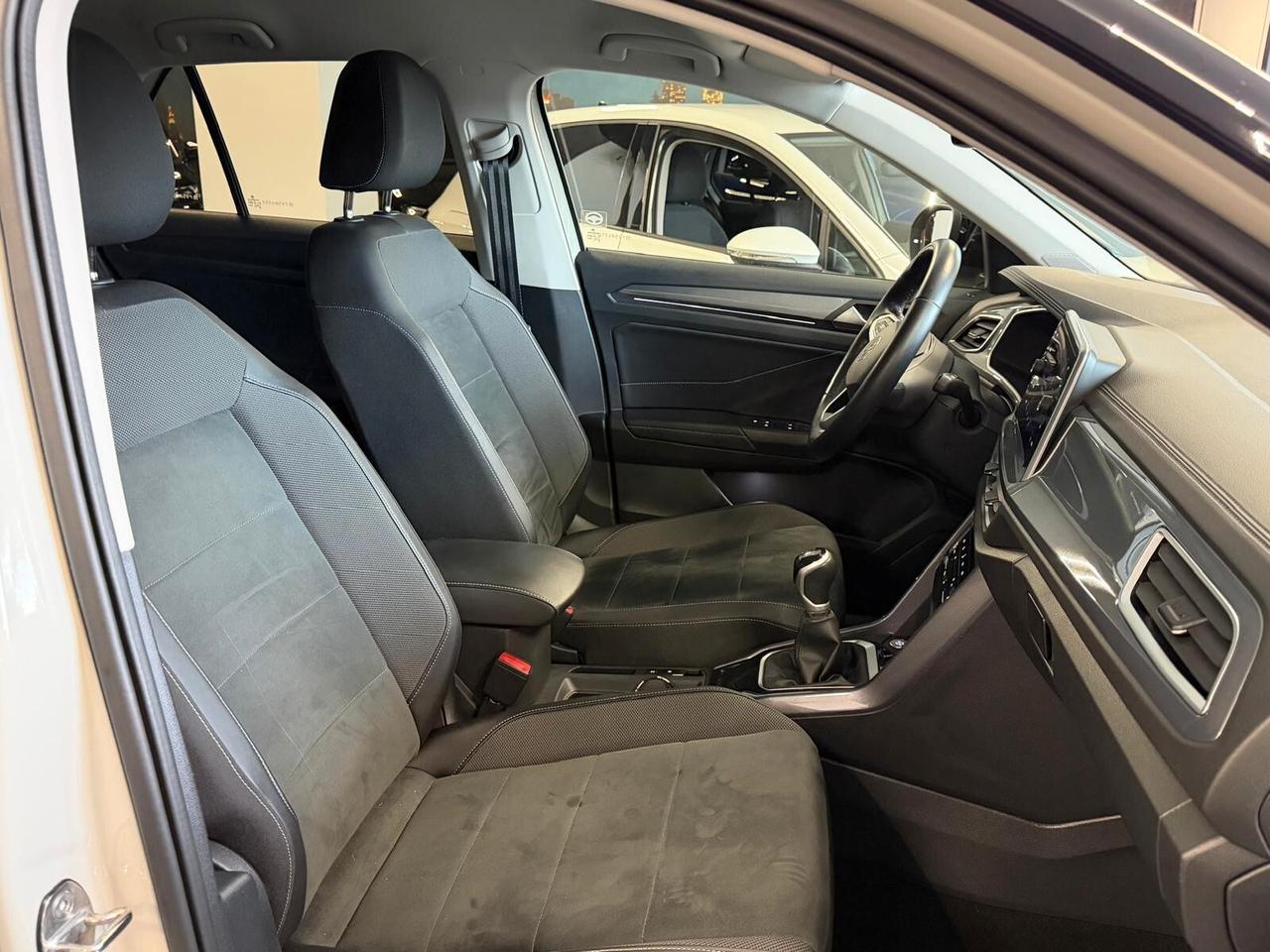 VOLKSWAGEN T-ROC STYLE 2.0 TDI 116CV 85KW ANNO 2023