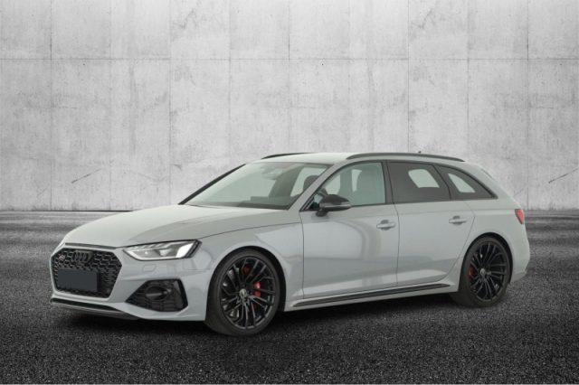 AUDI RS 4 Avant