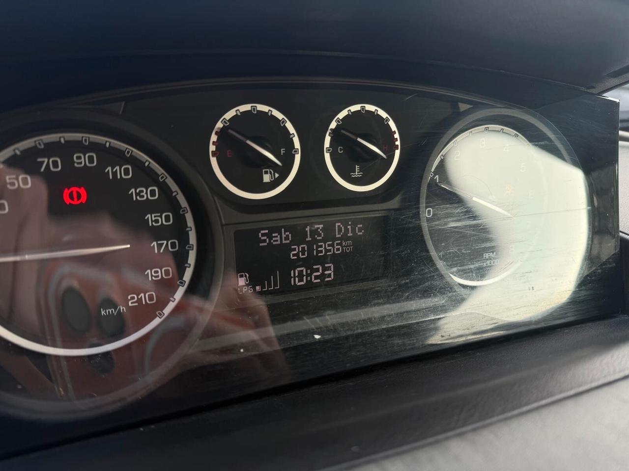 Lancia Ypsilon 1.2 69cv GPL Ecochic Gold