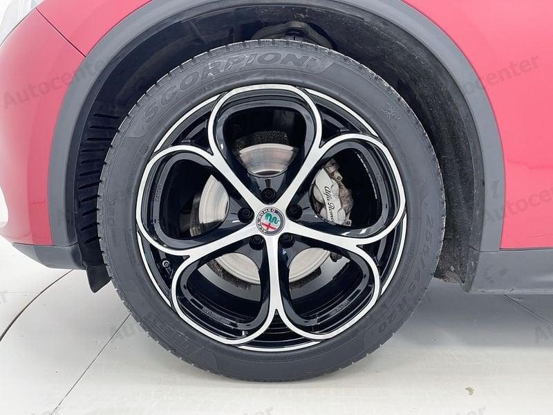 Alfa Romeo Stelvio 2.2 t Business Q4 190cv auto my19