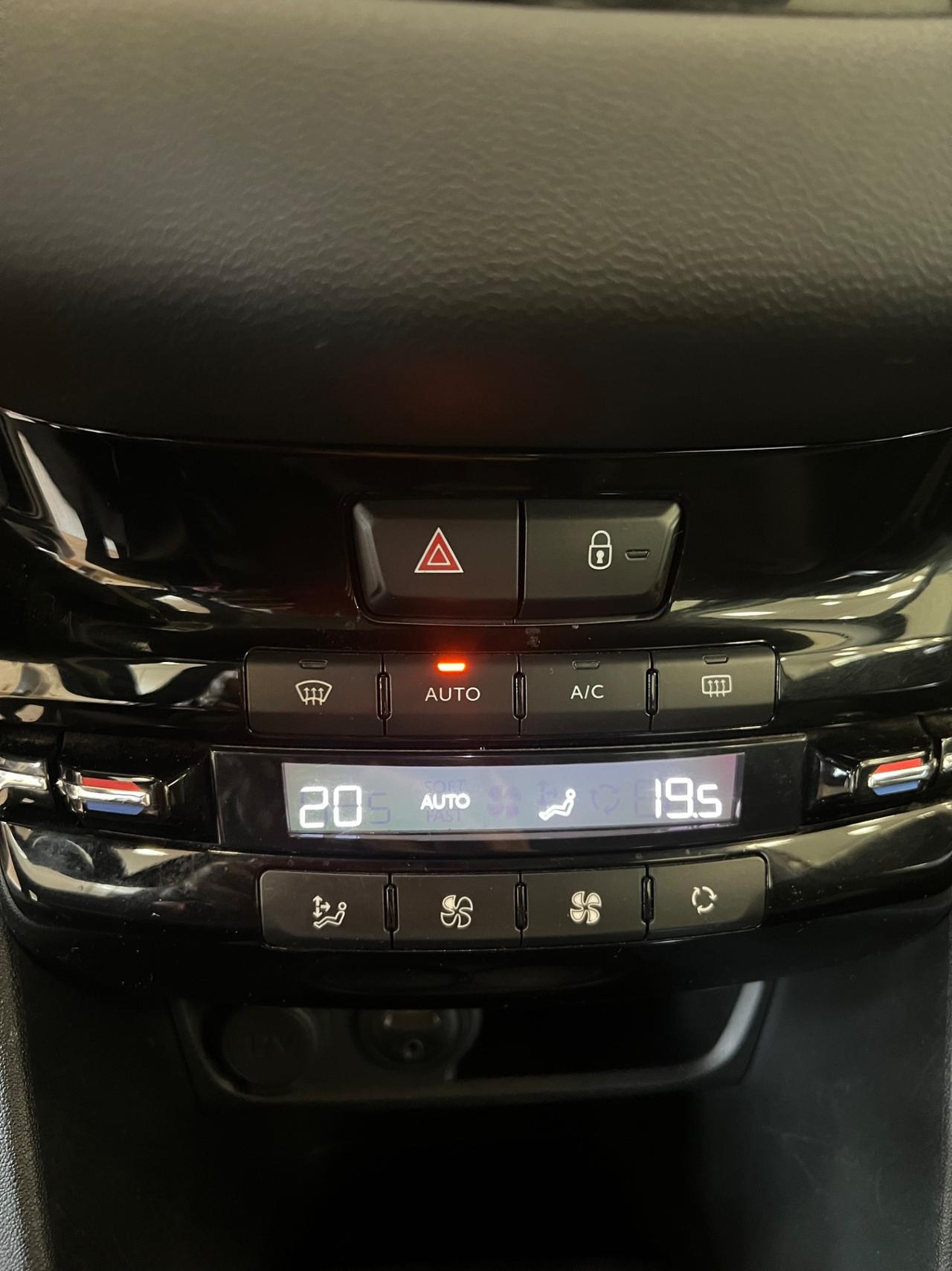 Peugeot 208 1.6 e-HDi 92 CV Stop&Start ETG6 5 porte Allure