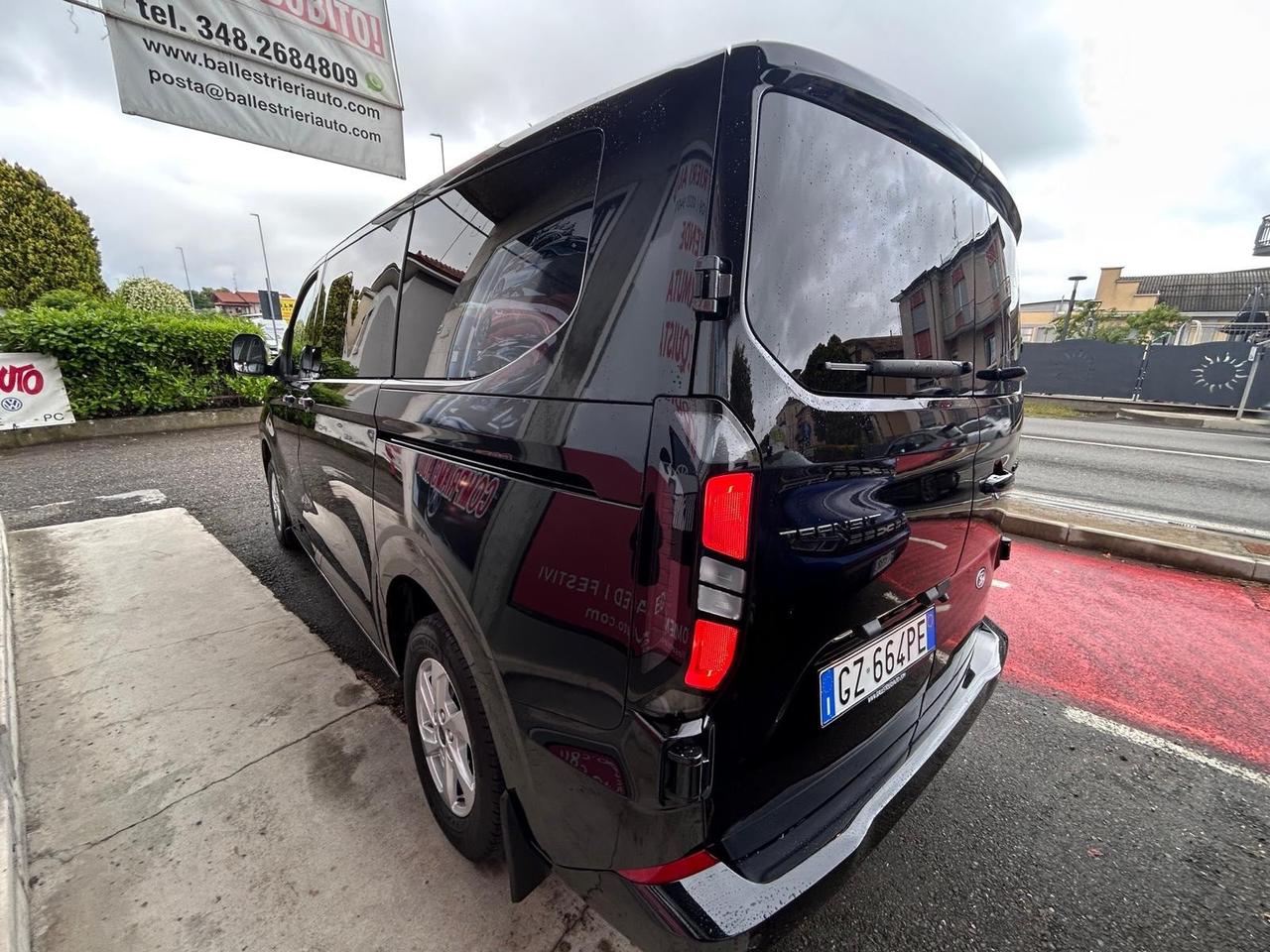 Ford Transit custom 2.0 TDCI eco blue 150 CV titanium 9 posti