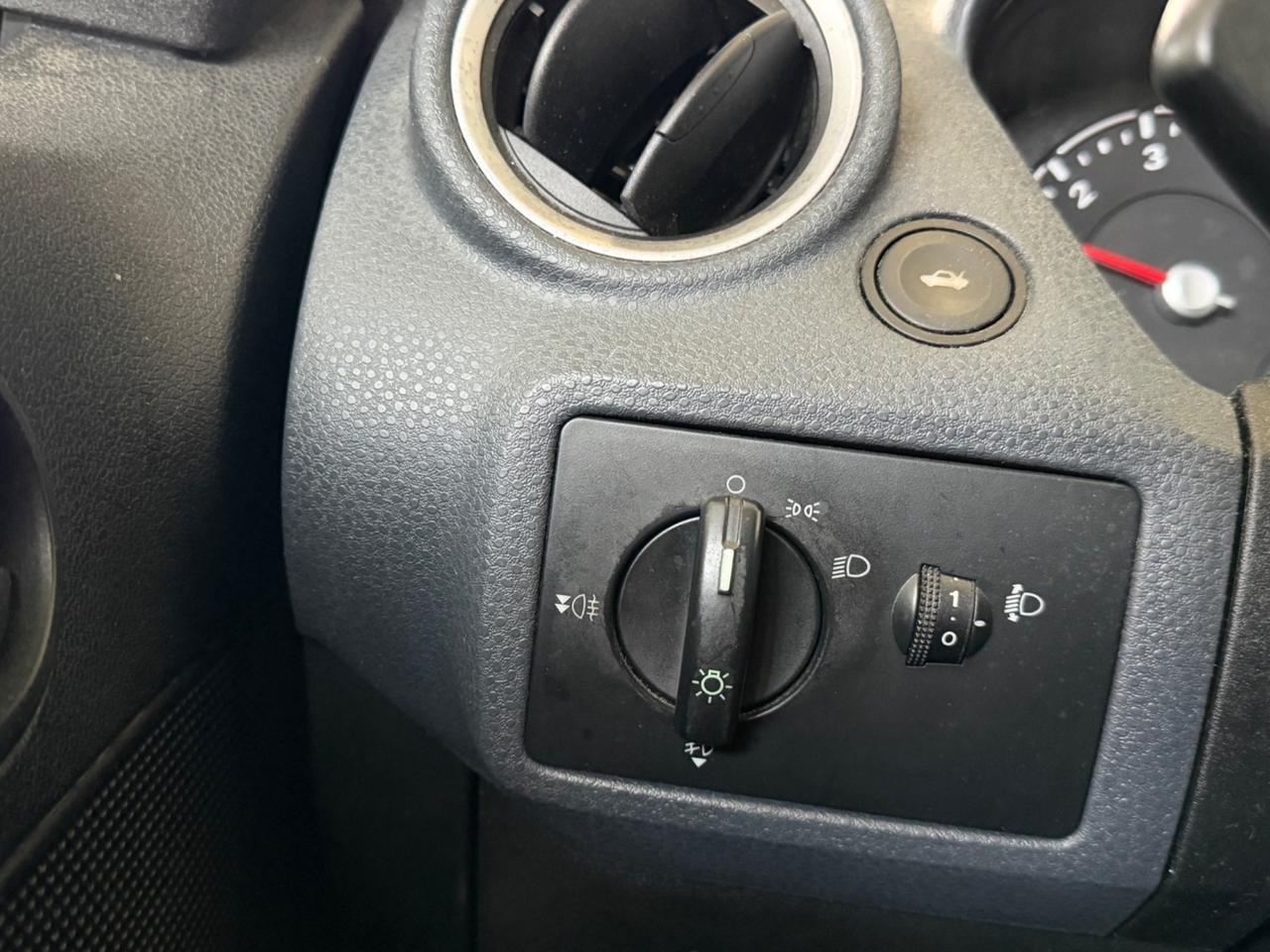 Ford Fiesta 1.2 16V 75cv 5p. NEOPATENTATI