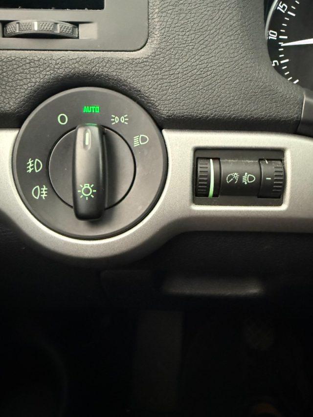 SKODA Octavia 1.6 TDI CR F.AP. Wagon Elegance