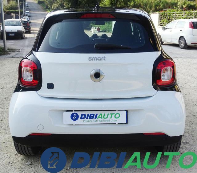 SMART ForFour EQ Passion NEOPATENTATI