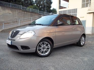 Lancia Ypsilon Oro 1.2 8v Bicolor 115.300 Km Ok neopatentati Euro4